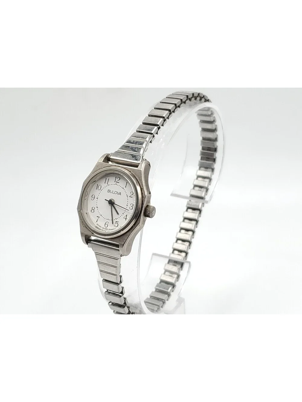 Vintage Bulova P4 Quarts Womens 22mm Watch New Battery White Dial Octagon Case